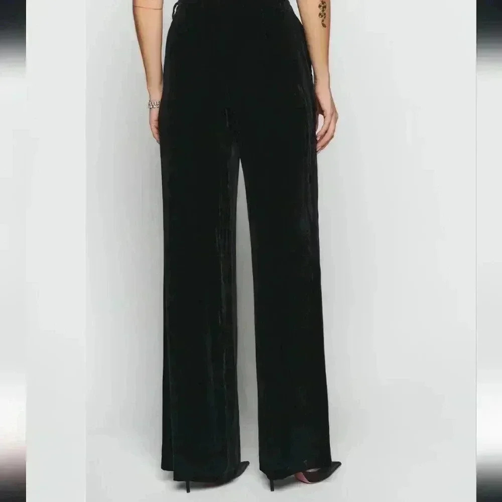 Reformation Wes Velvet Black Pant Size 8. Tags were removed but Never Worn - Picture 3 of 4